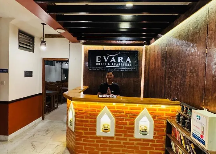 Hotel Evara & Katmandou
